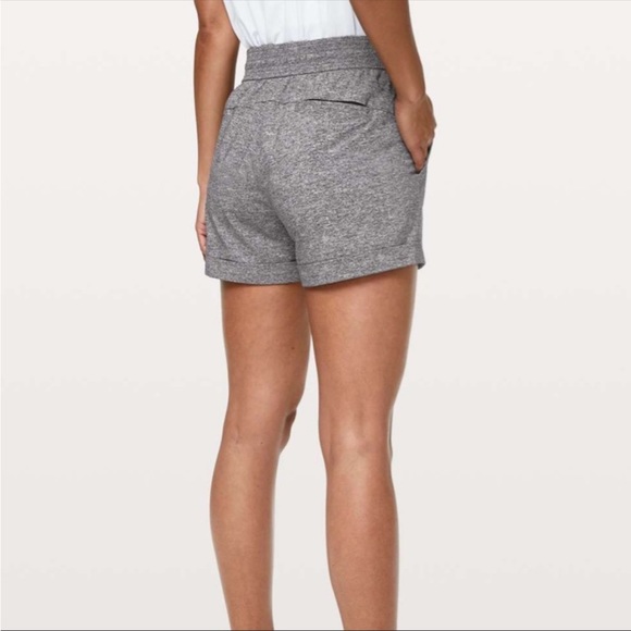 Lululemon Spring Break Away Short II *3" - Picture 5 of 11
